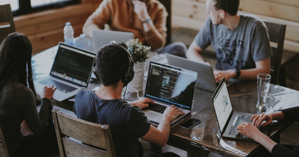 5 Ways Agencies Use Brand Intelligence APIs
